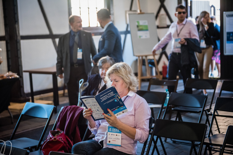 Zdjęcia konferencyjne 084