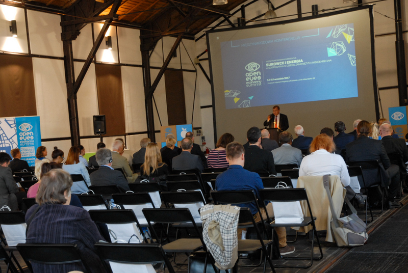 Zdjęcia konferencyjne 100