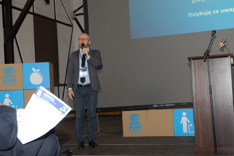 Zdjęcia konferencyjne 104