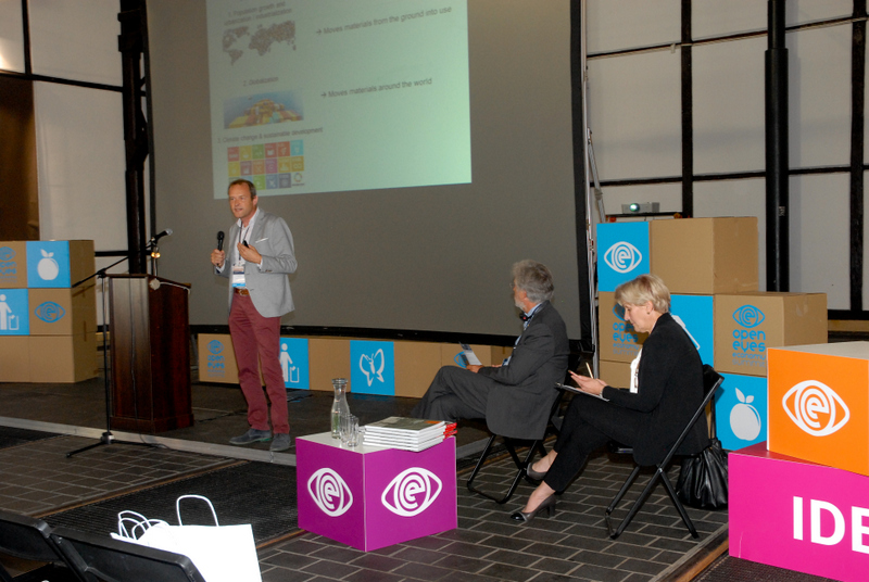 Zdjęcia konferencyjne 116