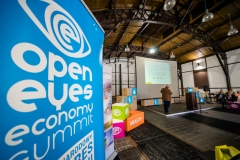 Zdjęcia konferencyjne 011