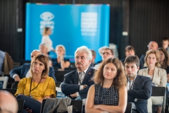 Zdjęcia konferencyjne 043