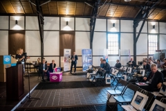 Zdjęcia konferencyjne 054