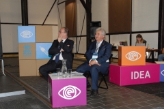 Zdjęcia konferencyjne 108