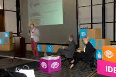 Zdjęcia konferencyjne 116